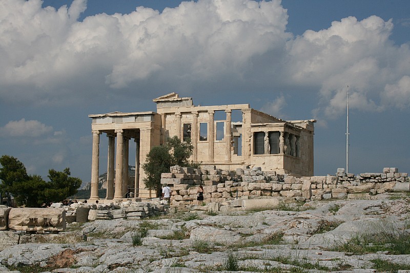 L'Eretteo  il secondo tempio dell'Acropoli per grandezza,  