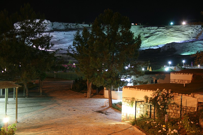 Pamukkale by night